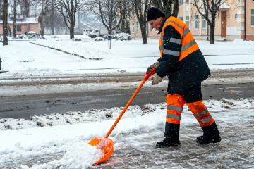 Sidewalk Snow Clearing
